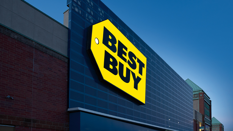 A best buy sign on the side of a building.